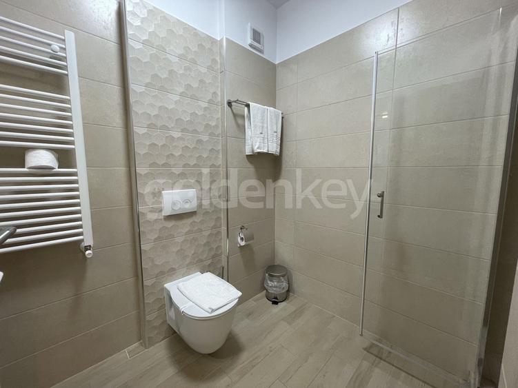 Apartament cu 2 camere semidecomandat, mobilat în Nord