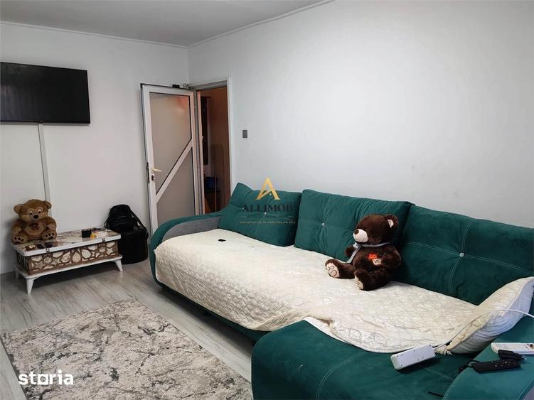 Apartament cu 2 camere decomandat în Mărășești