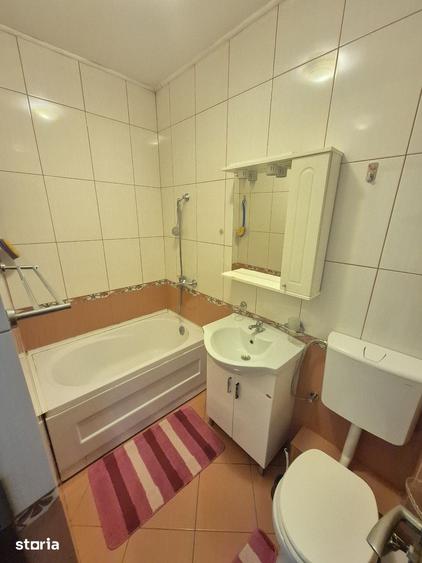 Apartament cu 2 camere decomandat în Spitalul Județean