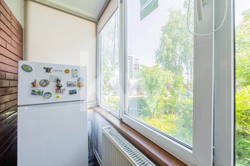 Apartament cu 3 camere decomandat în Răcădău