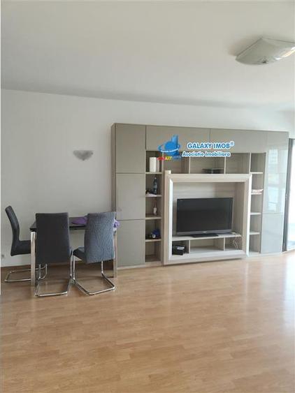 Apartament cu 3 camere decomandat, mobilat în Doamna Ghica