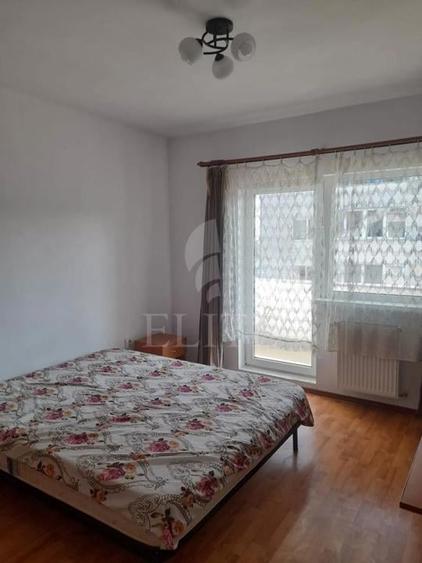 Apartament cu 3 camere decomandat, mobilat în Zorilor