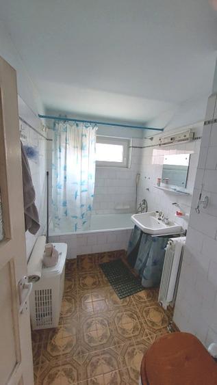 Casă cu 3 camere cu Teren 150 Mp în Lazaret