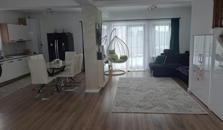 Duplex cu 4 camere cu Canalizare în Vasile Alecsandri