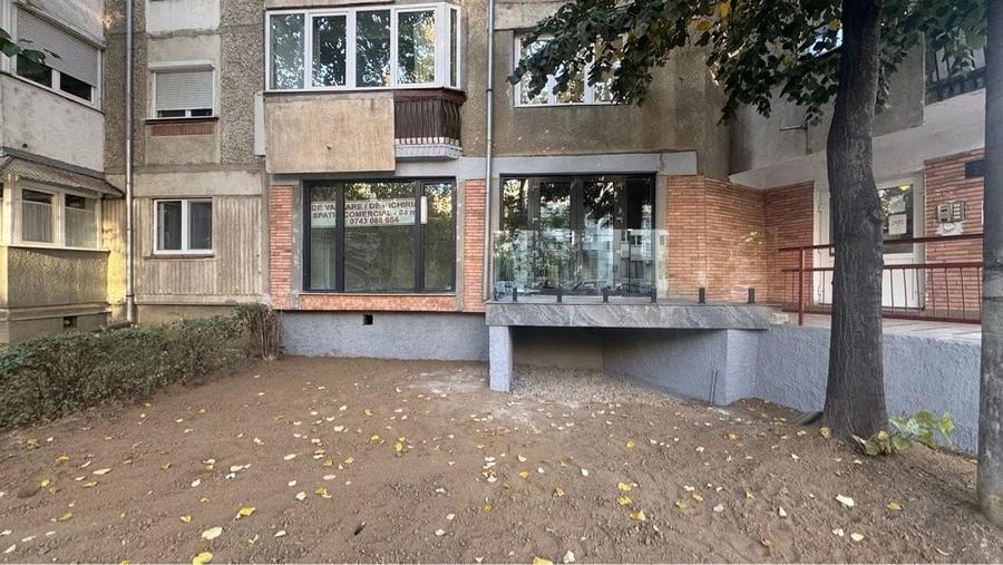 Spațiu comercial, de 89 mp, în Central