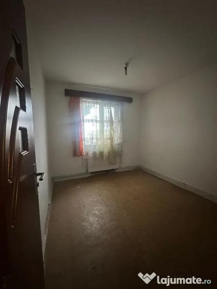 2 camere, semidecomandat zona Bartolomeu/Grigore Ureche. - 3