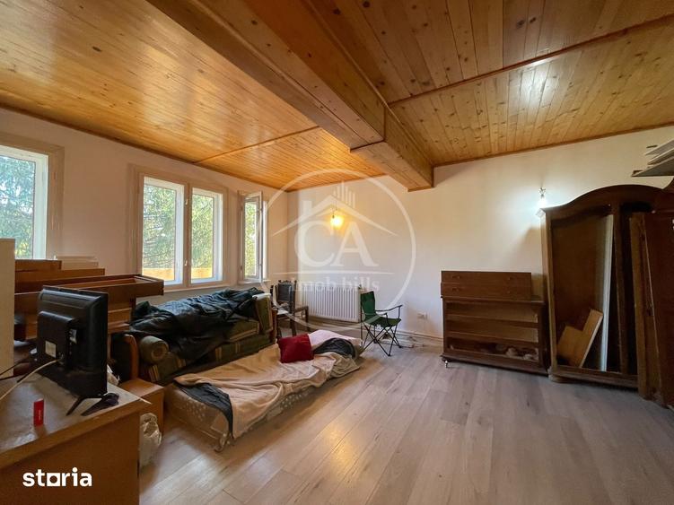 Casă cu 3 camere cu Teren 1520 Mp în Podgoria