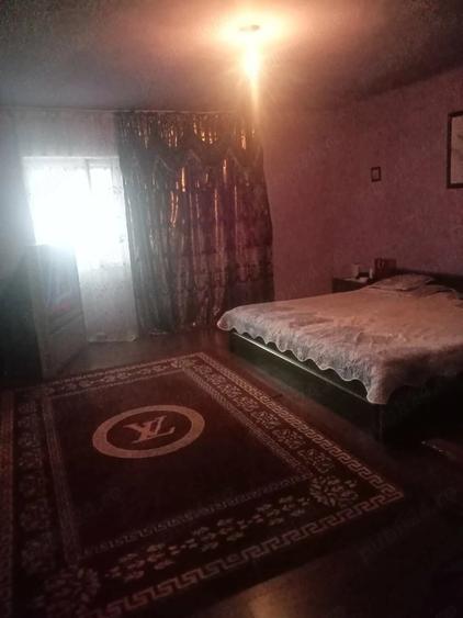 Casă cu Teren 1200 Mp în Central