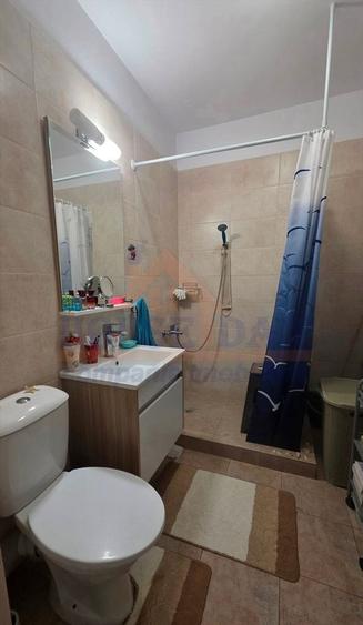 Garsonieră decomandată în Berceni