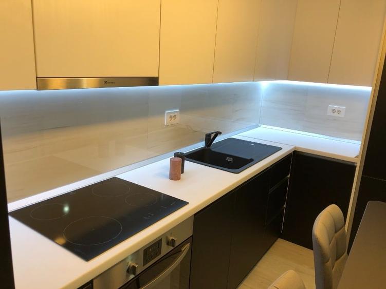 Apartament cu 2 camere decomandat în Lipovei