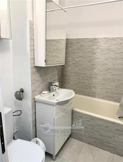 Apartament cu 2 camere decomandat în Galata