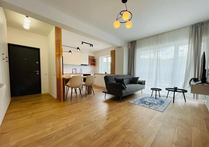 Apartament cu 2 camere semidecomandat, mobilat în Florești