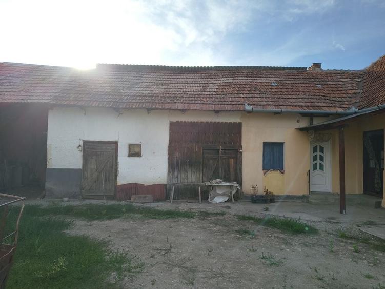 Casă cu 3 camere în Var