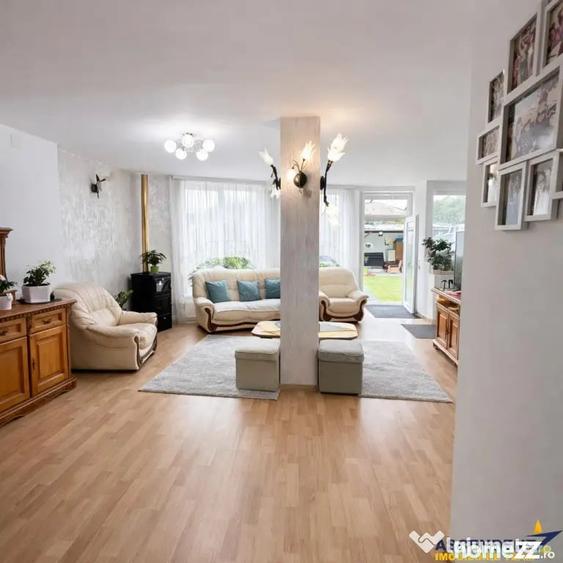 Casa in apreciabil potential,cu terase, curte,gradina echipa - 18