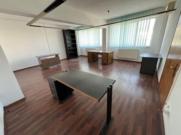 Spațiu comercial, de 78 mp, în Faleză