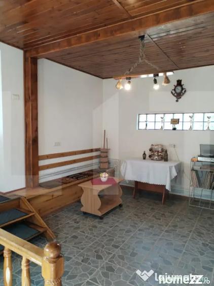 Casă cu 5 camere cu Teren 1337 Mp în Belin
