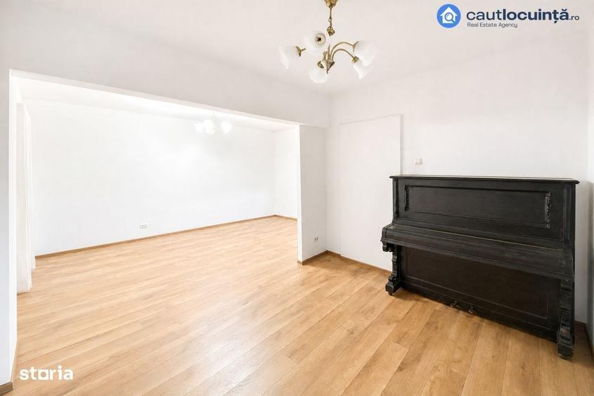 Apartament cu 3 camere decomandat în Dobroești