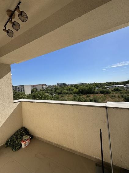 Apartament cu 2 camere decomandat în Berceni