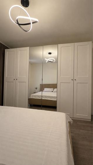 Apartament cu 2 camere decomandat în Girocului