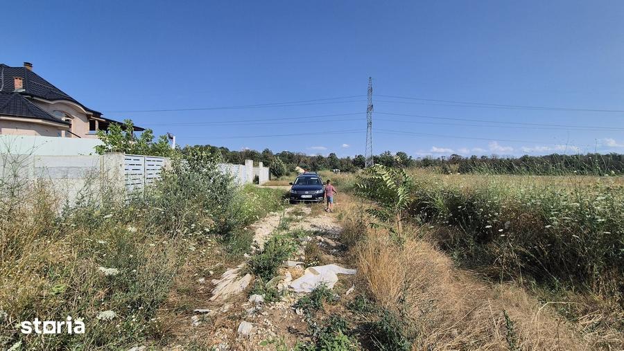 Teren de 800 mp, în Central