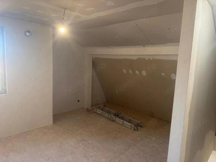 Apartament cu 3 camere decomandat în Sângeorgiu de Mureș