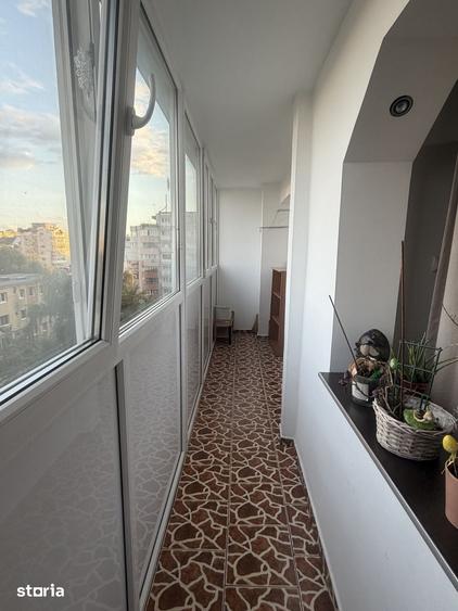 Apartament cu 3 camere în George Enescu