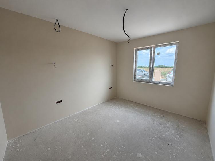 Duplex cu 5 camere cu Teren 397 Mp în Moșnița Nouă
