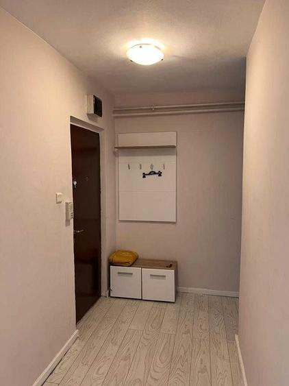 Garsonieră decomandată în Complex Studențesc