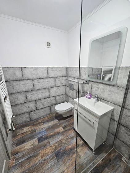 Apartament cu 2 camere decomandat în Câmpia Libertății