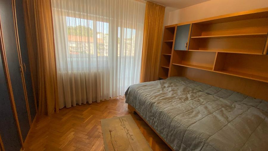 Apartament cu 3 camere decomandat în Grigorescu