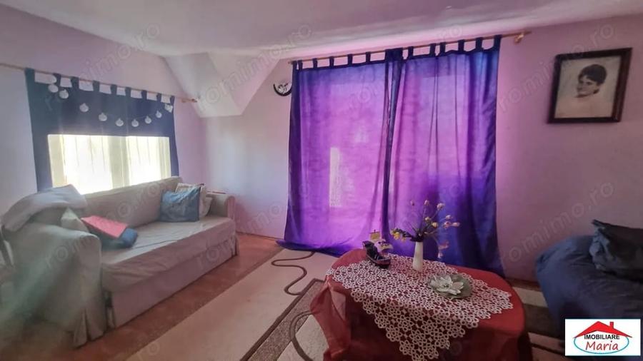 Casă cu 4 camere cu Teren 131 Mp în Păulești