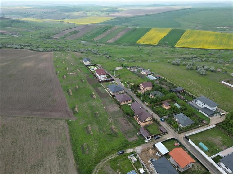 Teren Construcții intravilan de 427 mp, în Aeroport