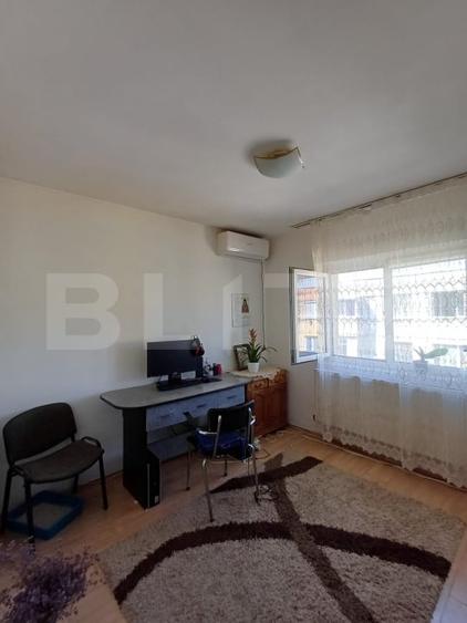 Apartament cu 3 camere decomandat, mobilat în Câmpia Turzii
