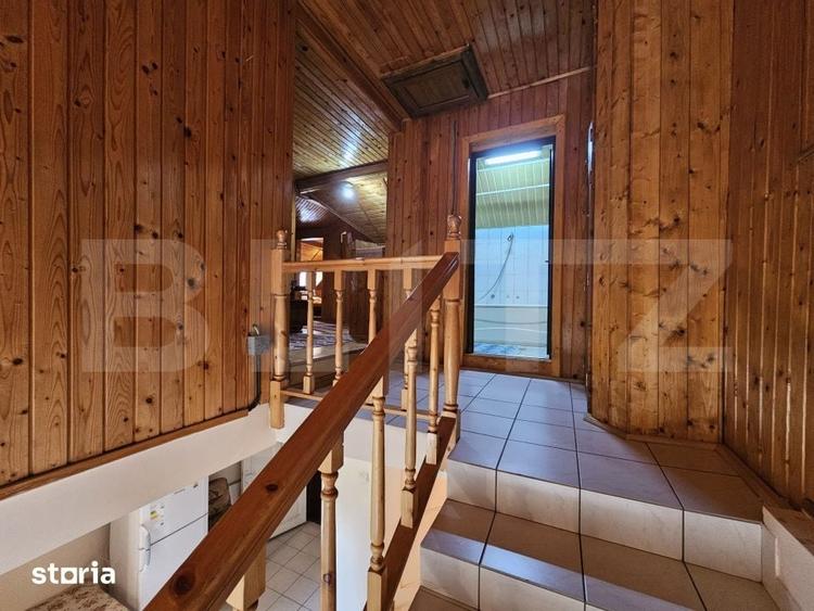 Spațiu comercial, de 223 mp, în Central