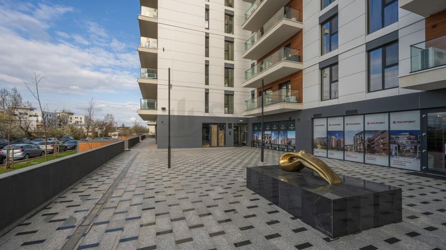Apartament cu 3 camere decomandat, mobilat în Străulești