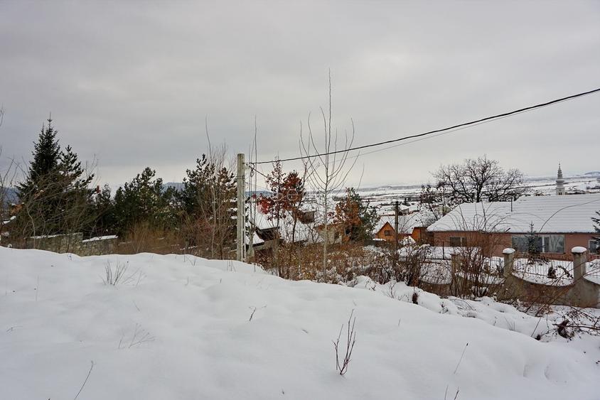 Teren Construcții intravilan de 1700 mp, în Cernatu