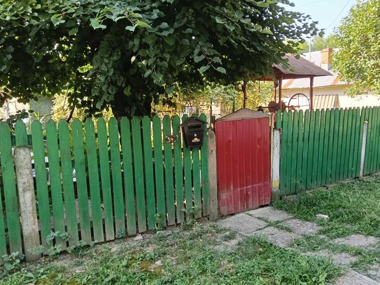 Casă cu 2 camere în Central