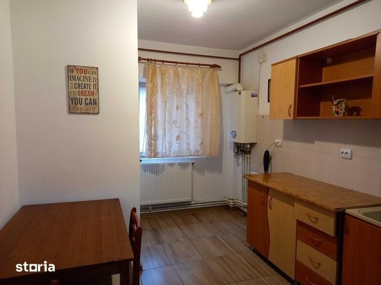 Apartament cu 2 camere semidecomandat în Central