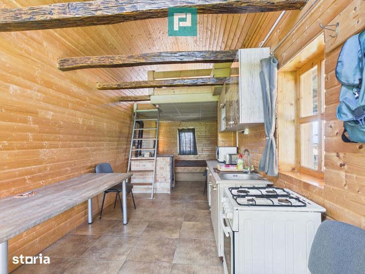 Casă cu 4 camere cu Teren 1485 Mp în Gurahonț
