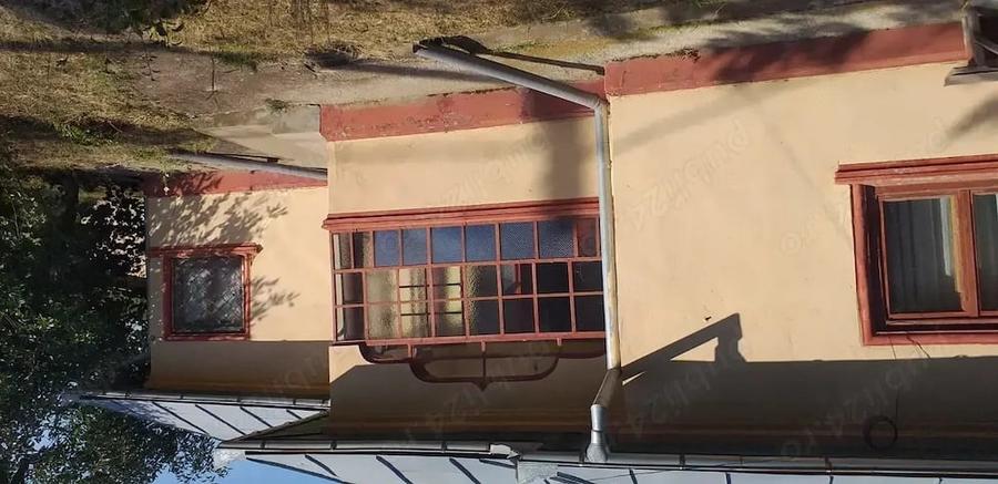 Casă cu 5 camere în Rădulești