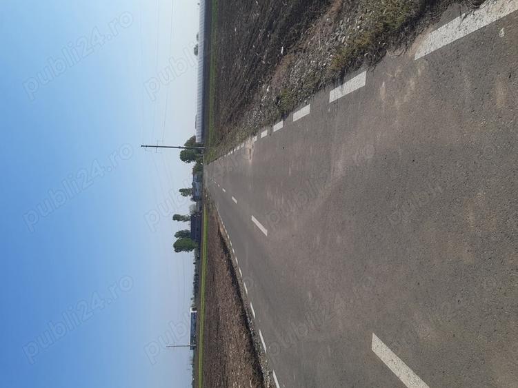 Teren de 4850 mp, în Dobreni
