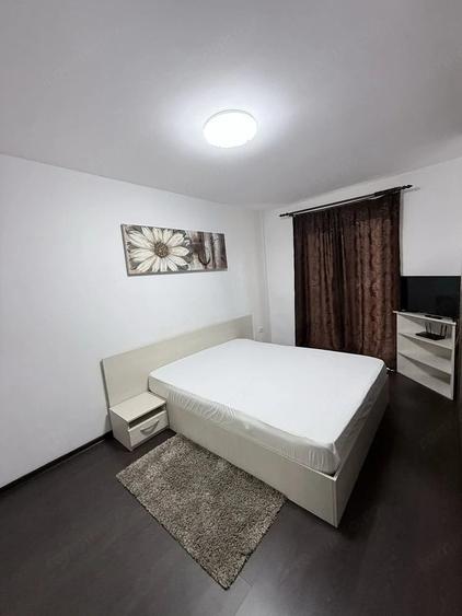 De inchiriat apartament 3 camere - 3