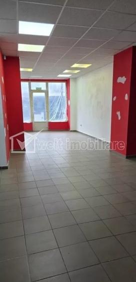 Spațiu comercial, de 64 mp, în Central