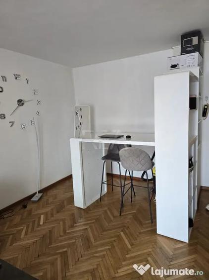 Apartament cu 2 camere semidecomandat în Sala Palatului