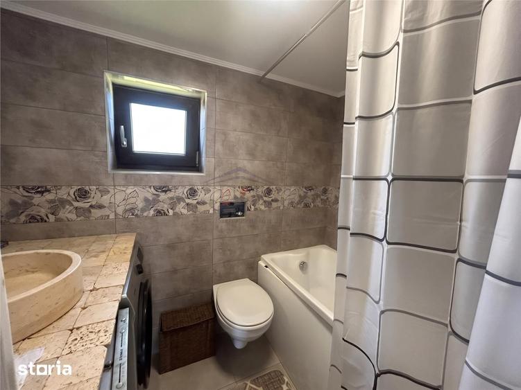 Casă cu 5 camere cu Teren 202 Mp în Central