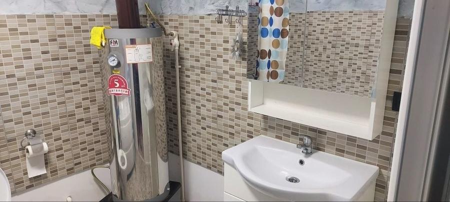 Casă cu 2 camere în Radomirești