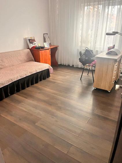 Casă cu Teren 374 Mp în Valu lui Traian