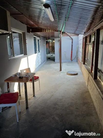 Casă cu 3 camere în Central
