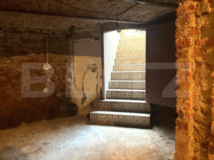 Apartament cu 3 camere semidecomandat în Ultracentral