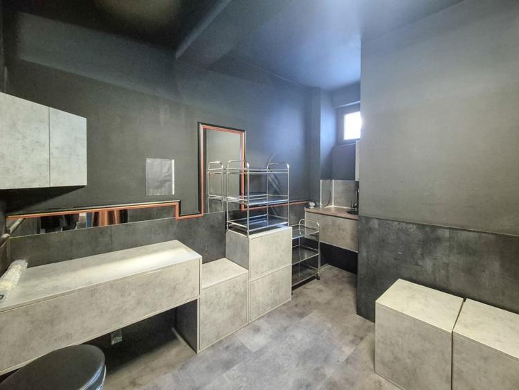 Spatiu comercial - 162mp / Parcari - zona Platinia - 8